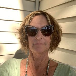 Meet your Posher, Carol